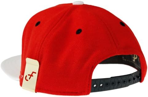 Плосък бейзболна шапка Fitty Family Matters възстановяване на предишното положение (OSFA, Червен / бял)