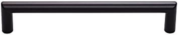 Горните копчета - TK943BLK - Kinney Pull 6 5/16 - Плоски Черни - Колекция Lynwood