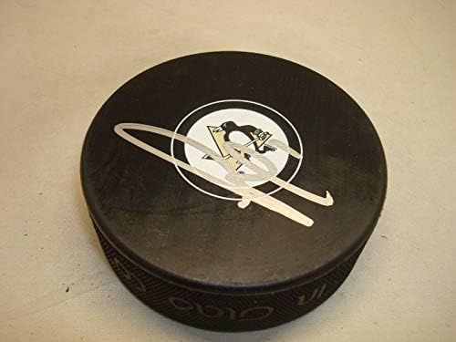 Томас Грейсс подписа хокей шайба Питсбърг Пингуинс с автограф на 1C - за Миене на НХЛ с автограф